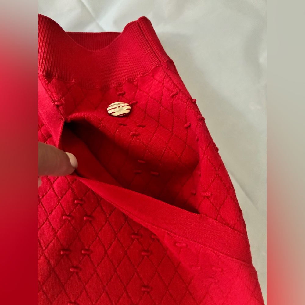CHANEL 2014 Spring Red Textured Knit 2-Piece Skirt Suit Set - Picture 11 of 15